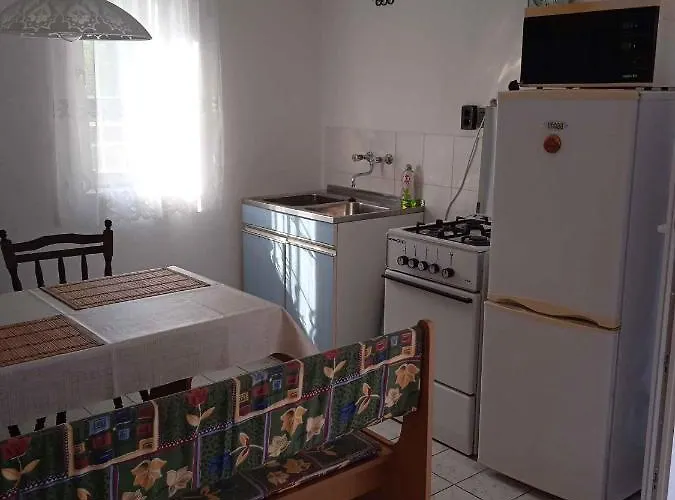 In - Balaton 19622 Revfulop